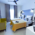 Valentina Hotel 3*